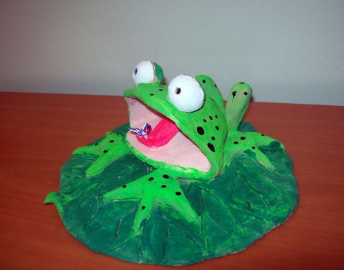 Honorable Mention, Dilan Sendan, Turkey, Frogs Are Green Kids Art Contest, Best 3D Art