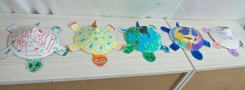 peaceful-frogs-students-create-3d-turtles-in-hoboken-with-art-teacher-susan-newman