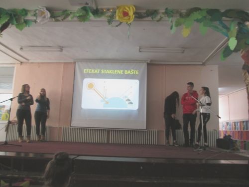 Serbia ecological class on saving life in the rainforest and then enters Frogs Are Green's 2018 Kids Art Contest