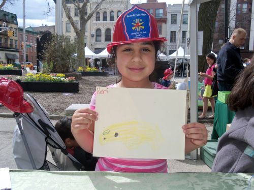 Nori-and-her-frogart