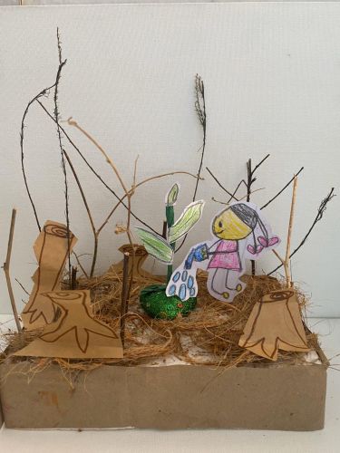 Adyaashree Rout, 6 years old, India, green heart, art from recycled materials, 2020