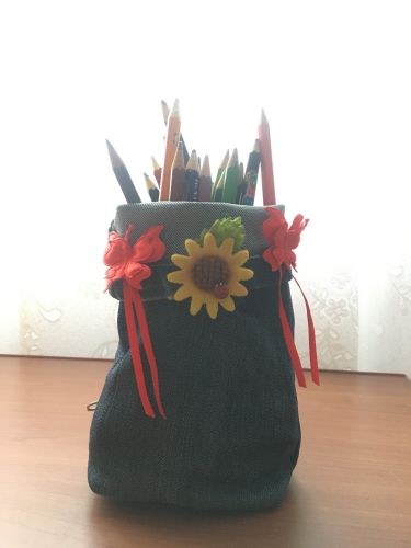 Diana Postolache, 16 years old, Romania, Earth Day 2020 art from recycled materials